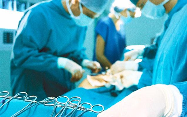 Bakıda estetik əməliyyat etdirən 43 yaşlı qadın öldü