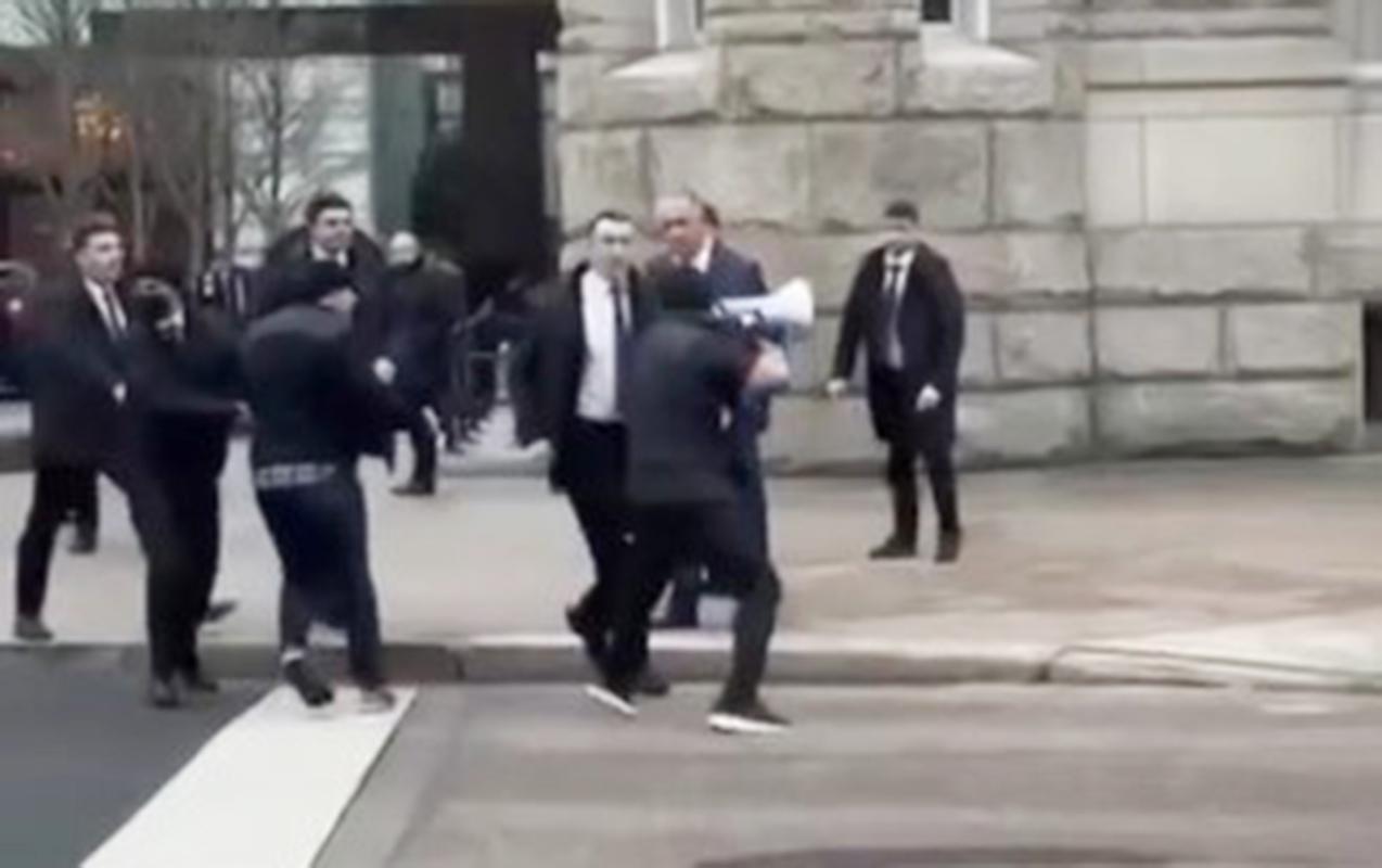 ABŞ-dan prezidentin kortejinə edilən hücumla bağlı daha bir açıqlama