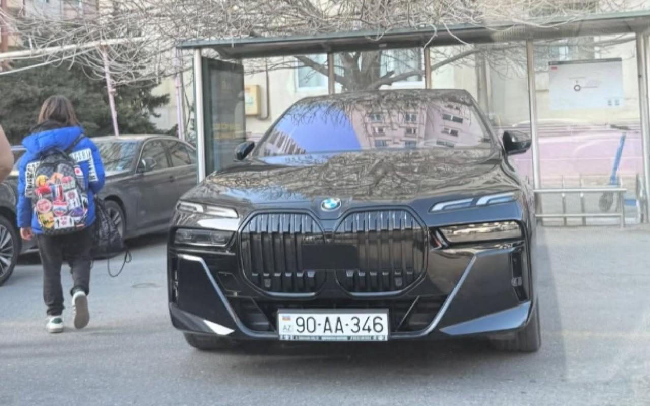 "BMW"ni dayanacağın içində park edən sürücücəzalandı