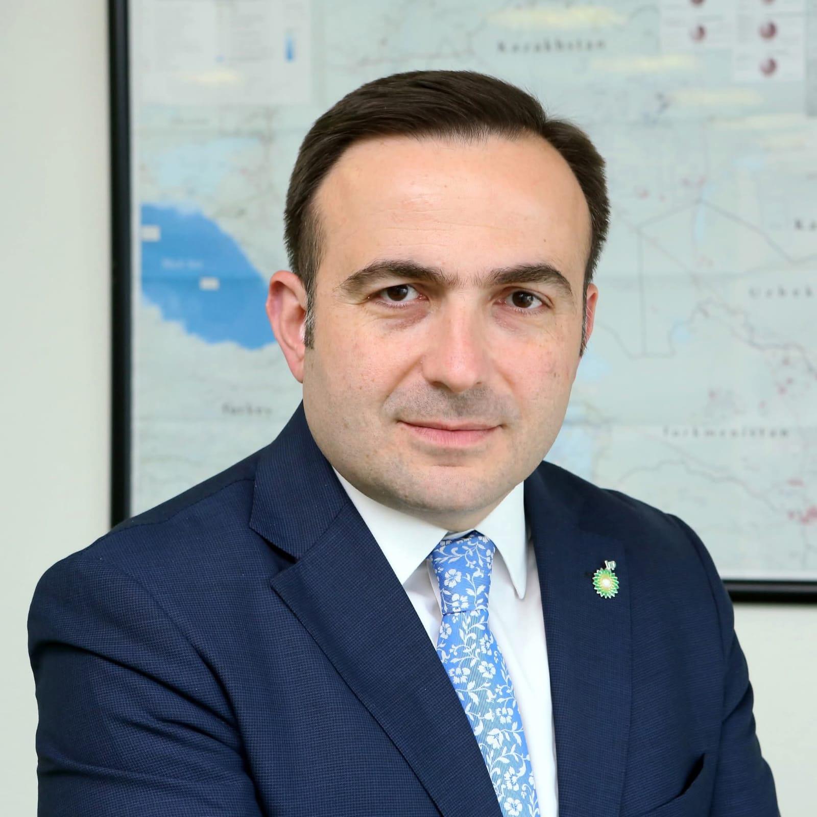 Böyük Britaniyanın yüksək mükafatı böyük etimadın göstəricisidir – Bəxtiyar Aslanbəyli