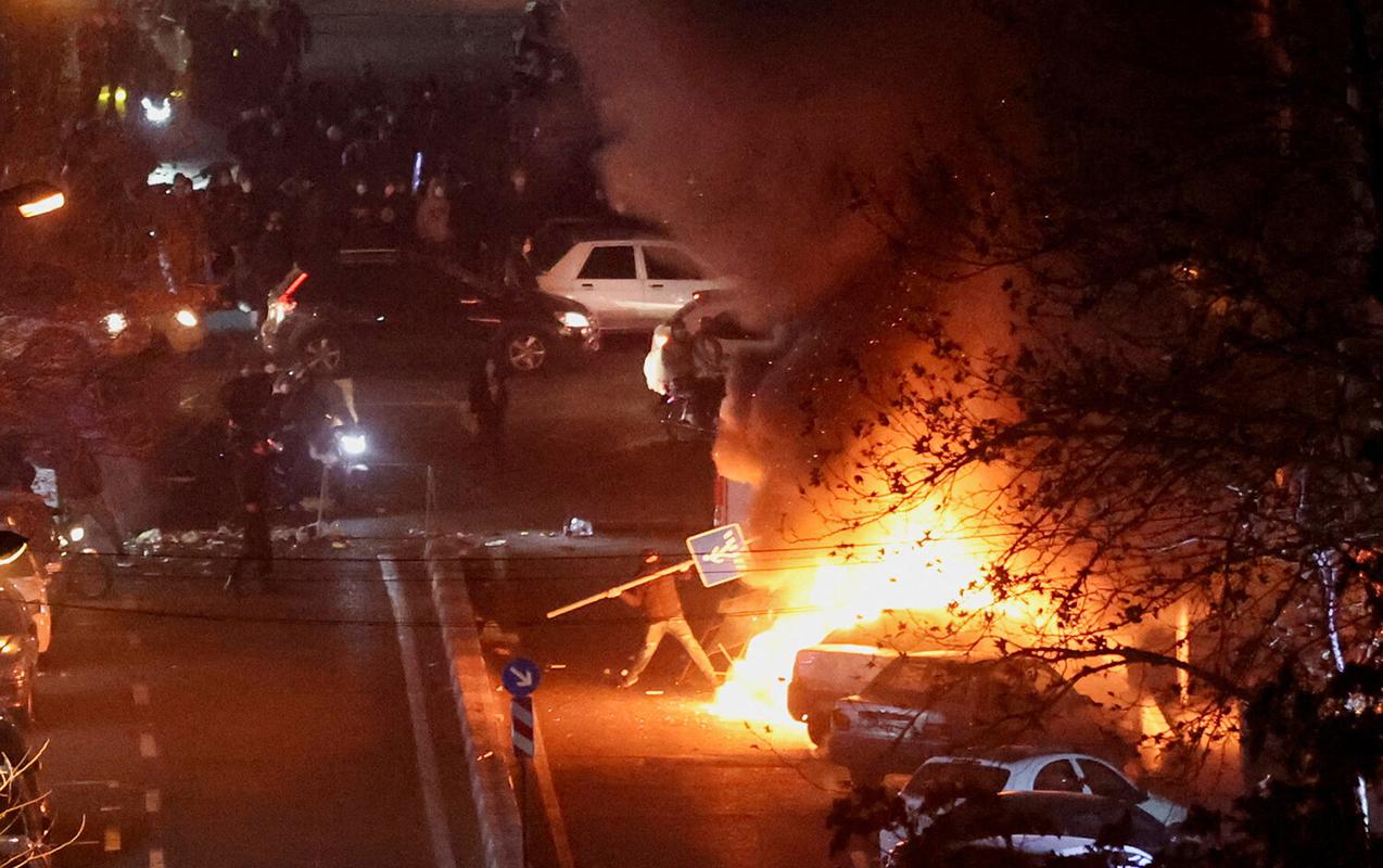 İranda 30-a yaxın tələbə öldürüldü