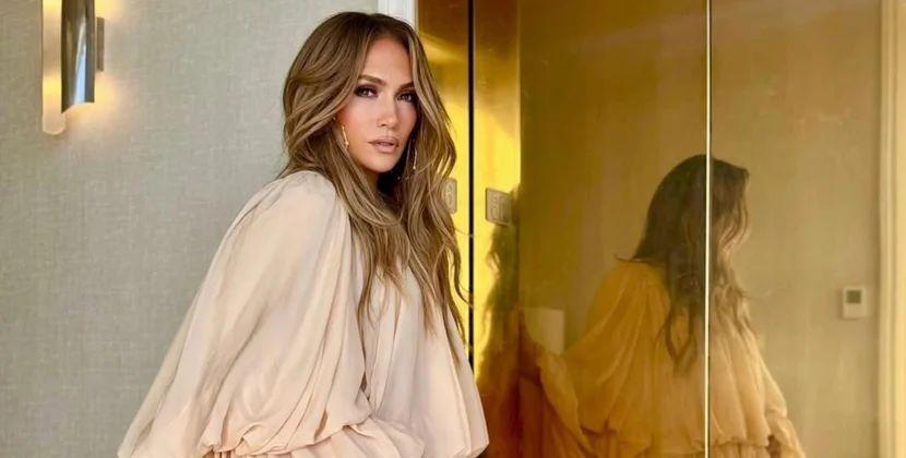 Cennifer Lopez 18 yaşlı əkizlərini paylaşdı - Fotolar