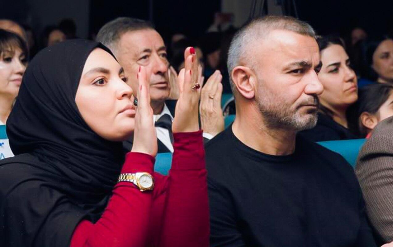 Qurban Qurbanov xanımı ilə - FOTO
