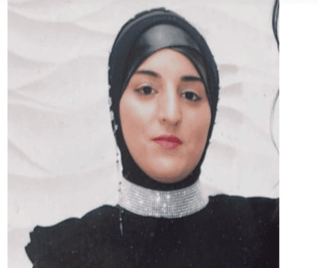 Polis bu qadını axtarır