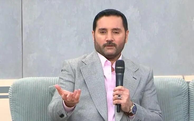 İzzət Bağırov aliment verən kişiləri RÜSVAY ETDİ: "Başına dəysin o 200 manatın!"