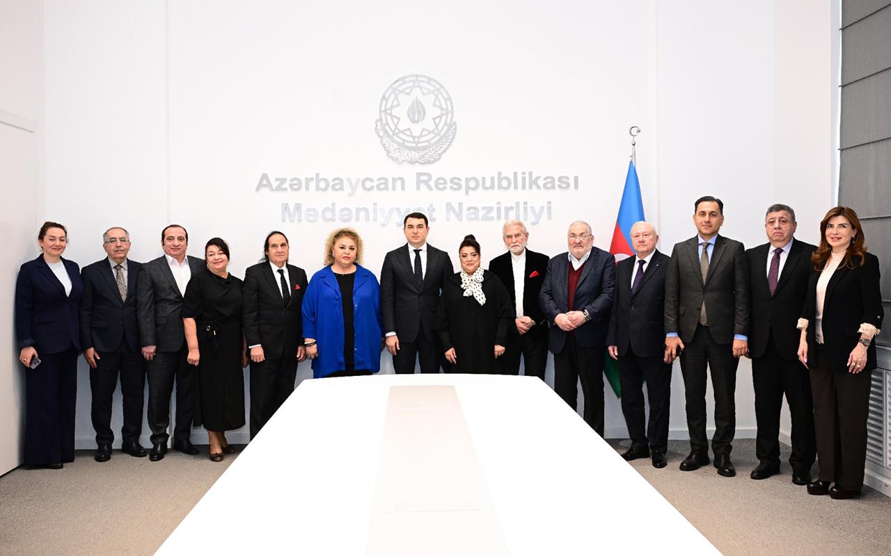 Onlar Fəxri diplomla təltif olundular - FOTOLAR