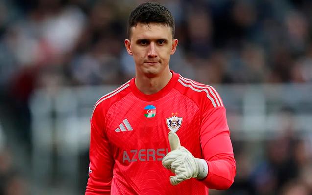 Koxalski özünü İngiltərə klublarına təklif etdi