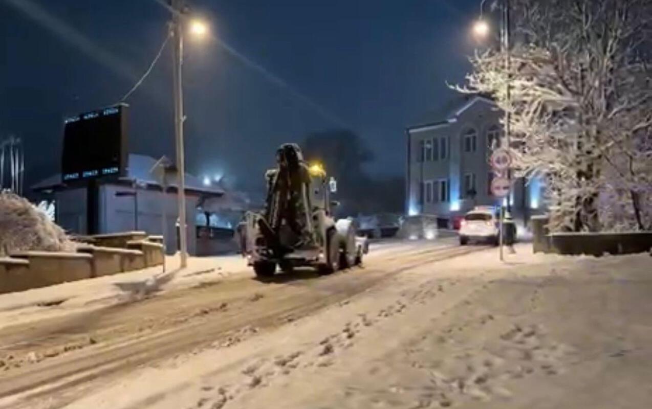 Şuşaya qar yağıb