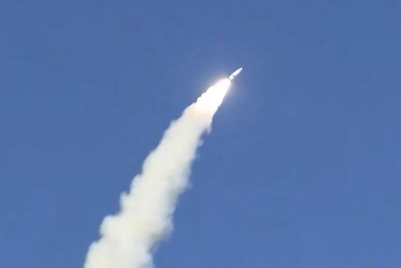 İran İsrailə raket atdı