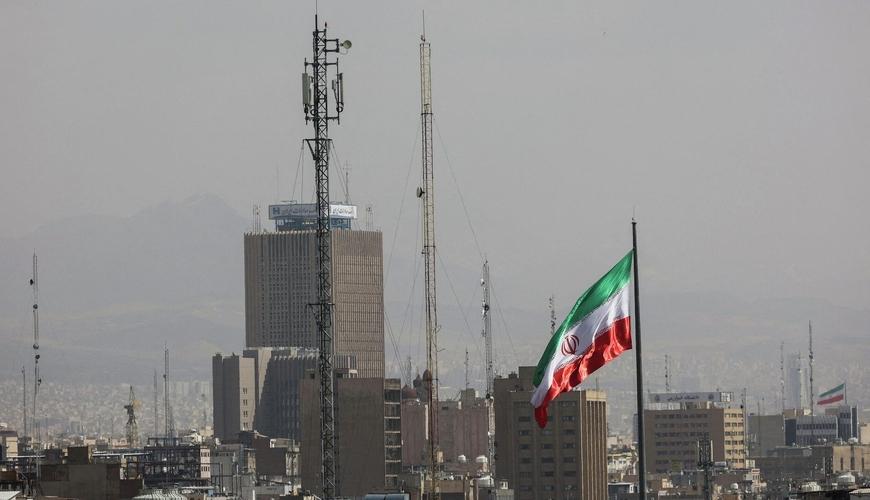 İDDİA: İranda hakimiyyət xalqın ixtiyarına verilir - Müvəqqəti hökumət yaradıldı