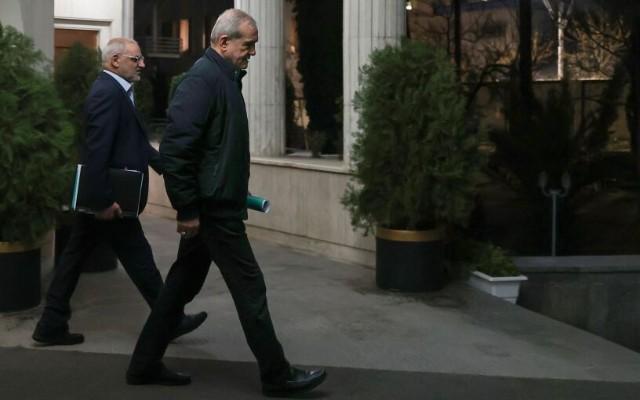 Pezeşkian Tehran küçələrinə çıxdı