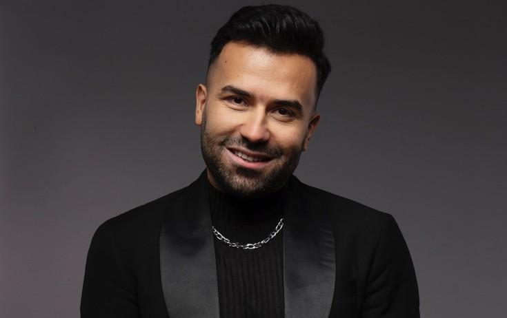 Müğənni İranın atdığı raketlərə görə Bakıya qayıda bilmir