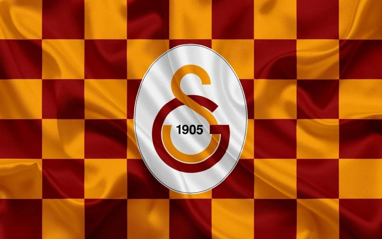 UEFA "Qalatasaray"ı cəzalandırdı