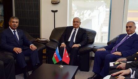 Türkiyə MN rəhbəri Zakir Həsənova zəng etdi