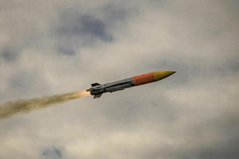 İran bu ölkəni də bombalamağa başladı