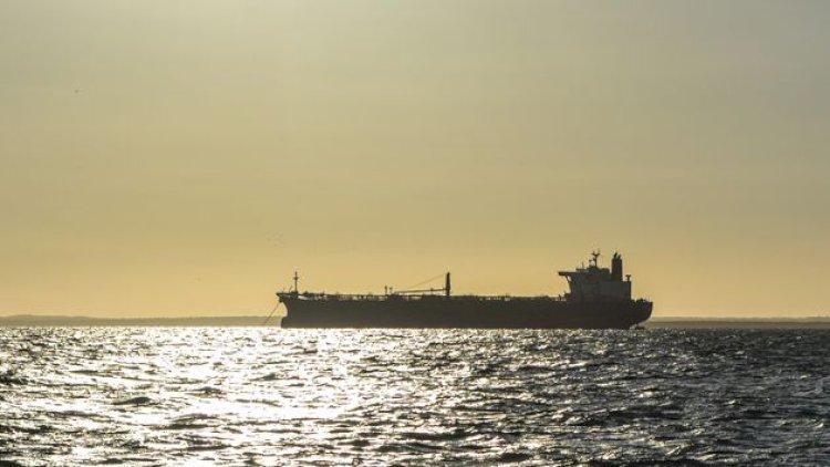 ABŞ tankerinə hücum edildi