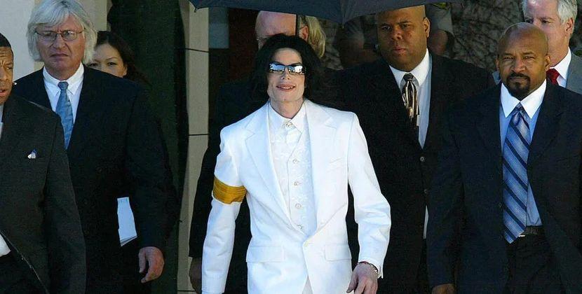 Maykl Cekson yenidən uşaq zorakılığında ittiham olunur