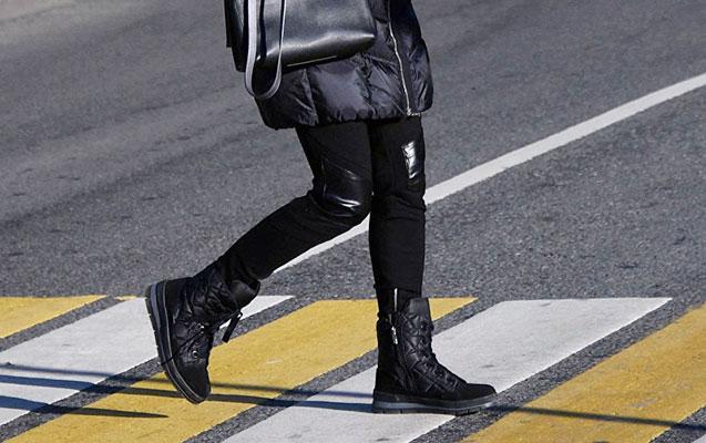 Təmizlik maşınının vurduğu 26 yaşlı qız öldü