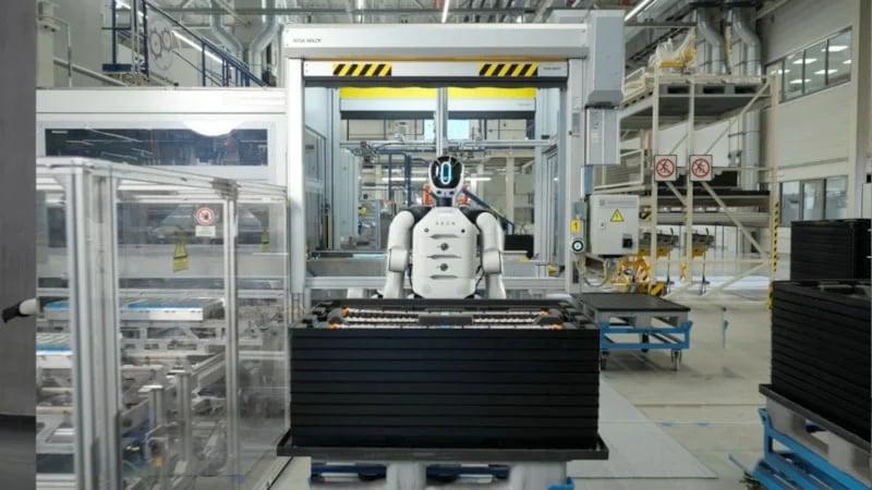 BMW-dən yenilik - Yeni nəsil robotlarla işləyəcək