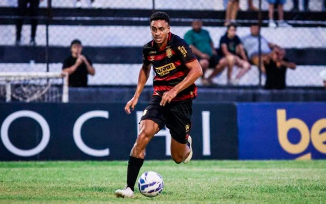 "Qarabağ" braziliyalı müdafiəçini istəyir