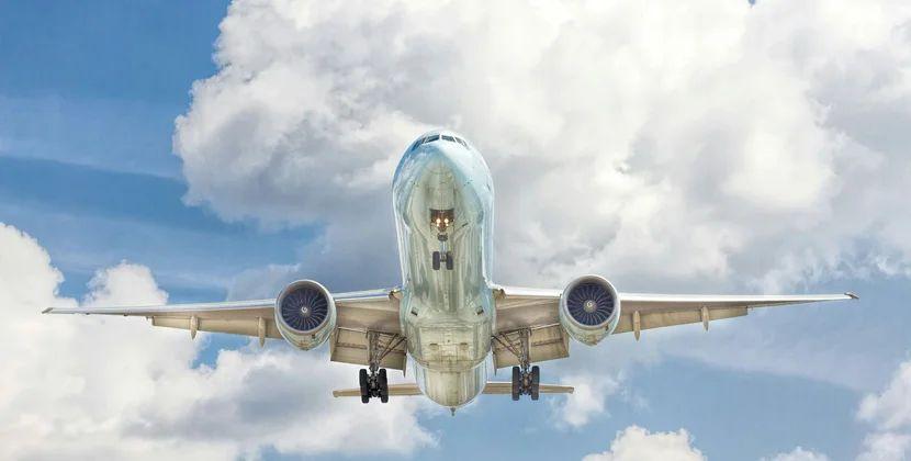 Mindən çox uçuş ləğv edildi