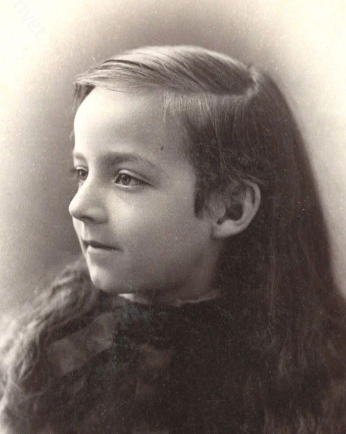 Böyük qadın kimi oyanan Ellen Sadlerin müəmmalı hekayəsi