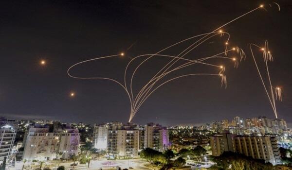 İran Təl-Əvivə 20 ballistik raket atdı