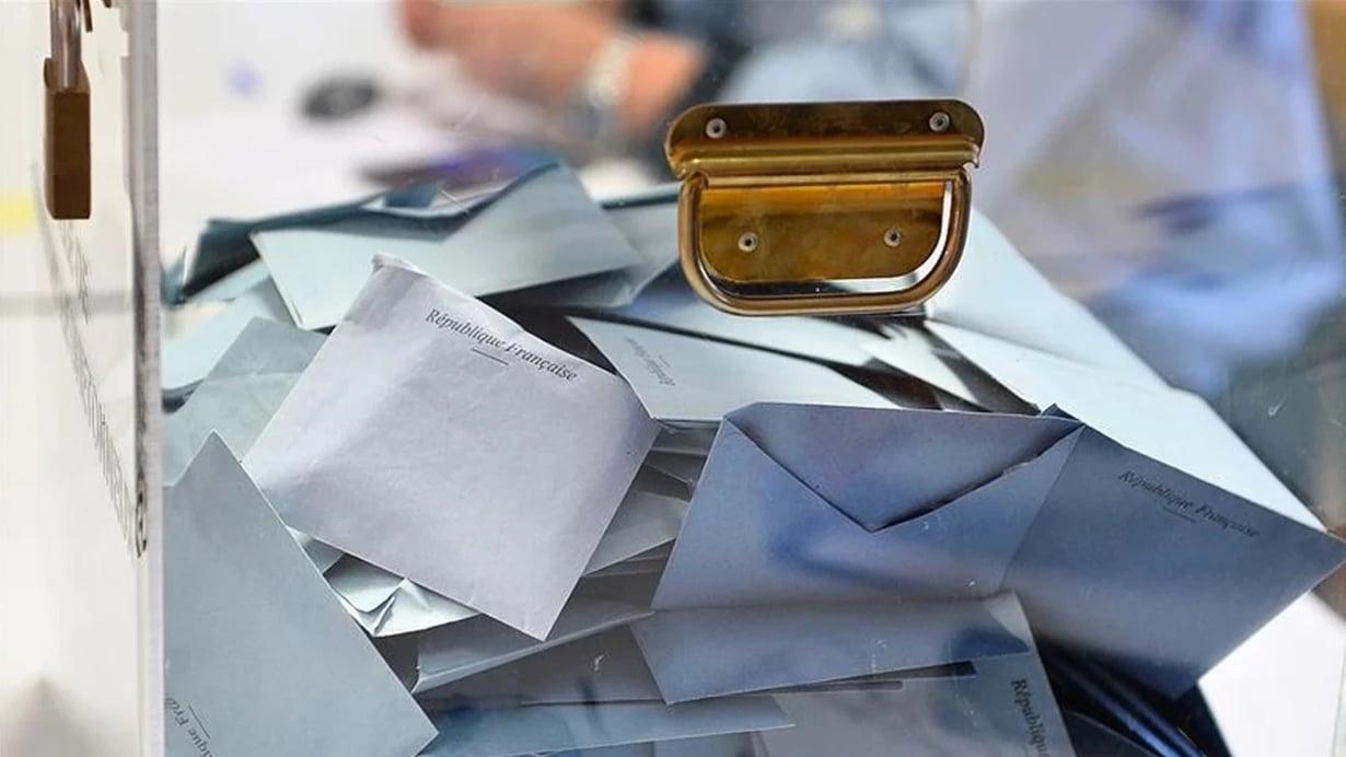 Fransa seçkilərə gedir