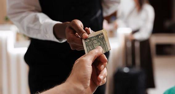 "Çaypulu" vermək mədəniyyəti necə yaranıb?