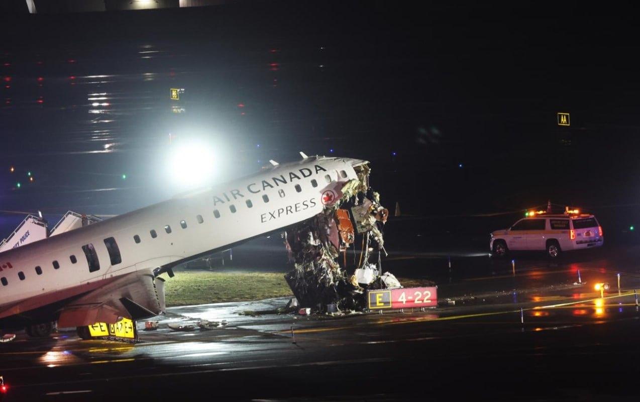 Nyu-Yorkdakı təyyarə qəzasında iki pilot həlak olub