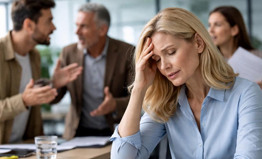 Sıxıcı insanlar bioloji qocalmanı sürətləndirir - TƏDQİQAT