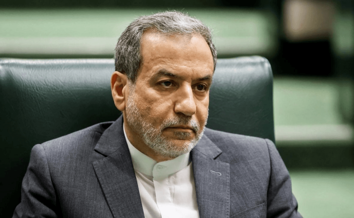 Əraqçi: Hörmüzdən bu ölkələrin keçidinə icazə vermişik