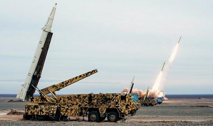 İran İsraili fasiləsiz raket atəşinə tutdu