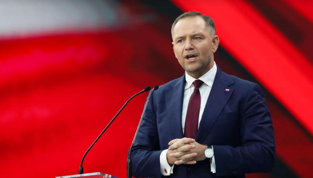 Polşa prezidenti ABŞ-də xəsarət aldı - FOTO