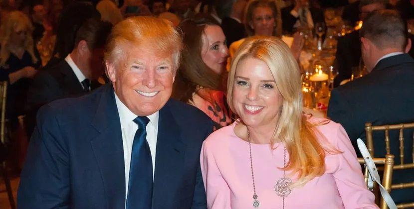 Donald Tramp onu işdən çıxardı - FOTOLAR