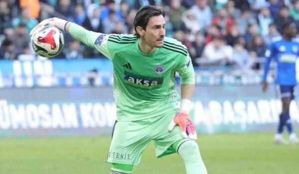 Türkiyə futbolunda qapıçıdan möhtəşəm qol - Video