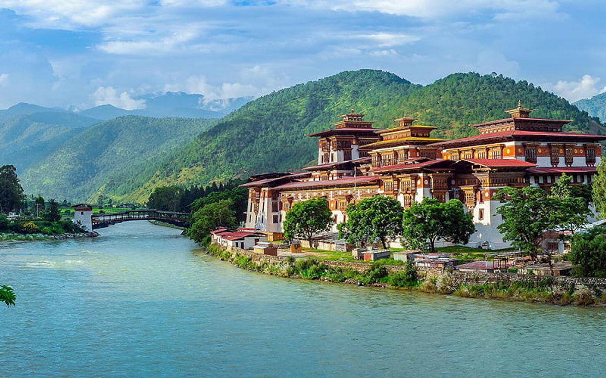 Xoşbəxtlik Nazirliyi olan yeganə ölkə - FOTOLAR