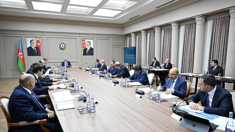 İqtisadi Şuranın növbəti iclası keçirildi