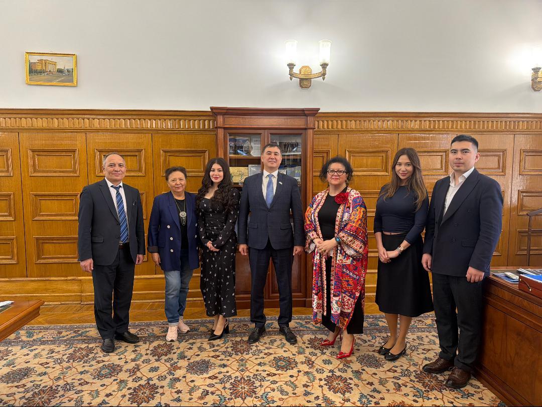 ADNSU nümayəndə heyəti Qazaxıstanda səfərdə olub - FOTOLAR