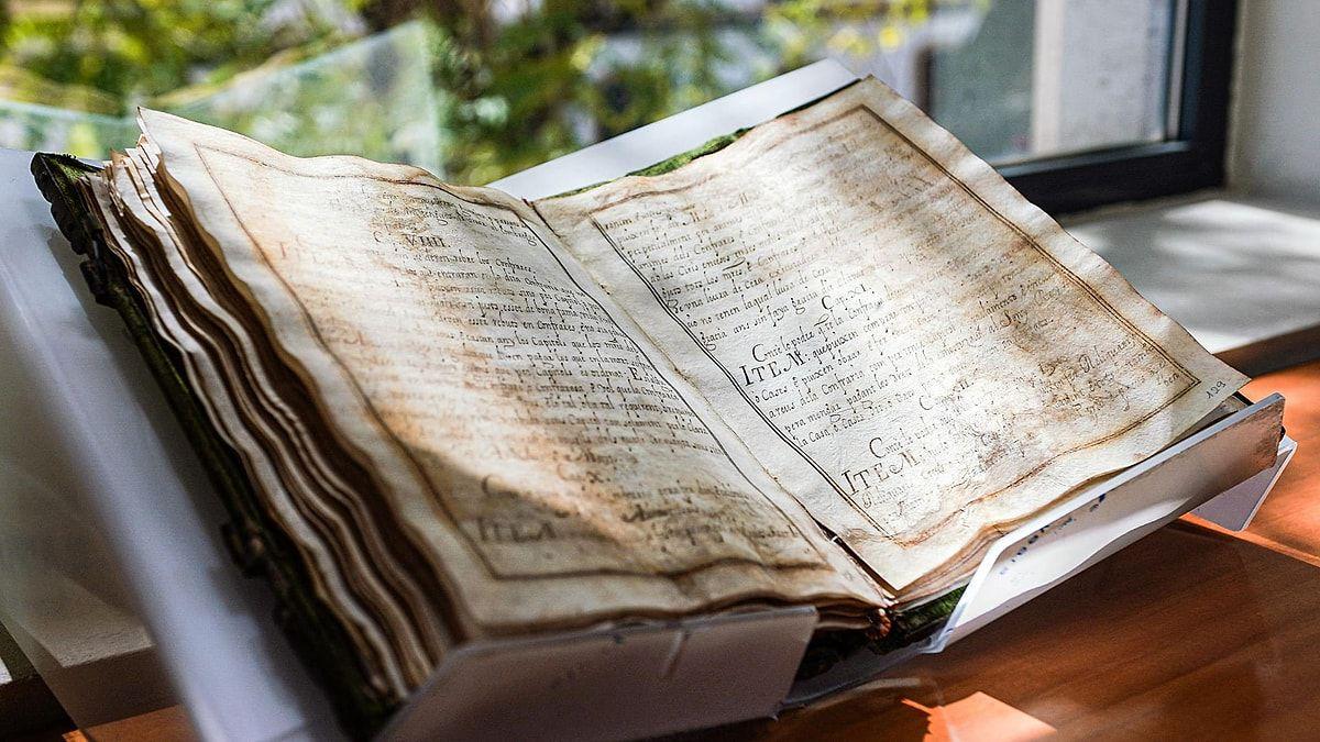 100 ildir itmiş sayılan tarixi əlyazma tapıldı