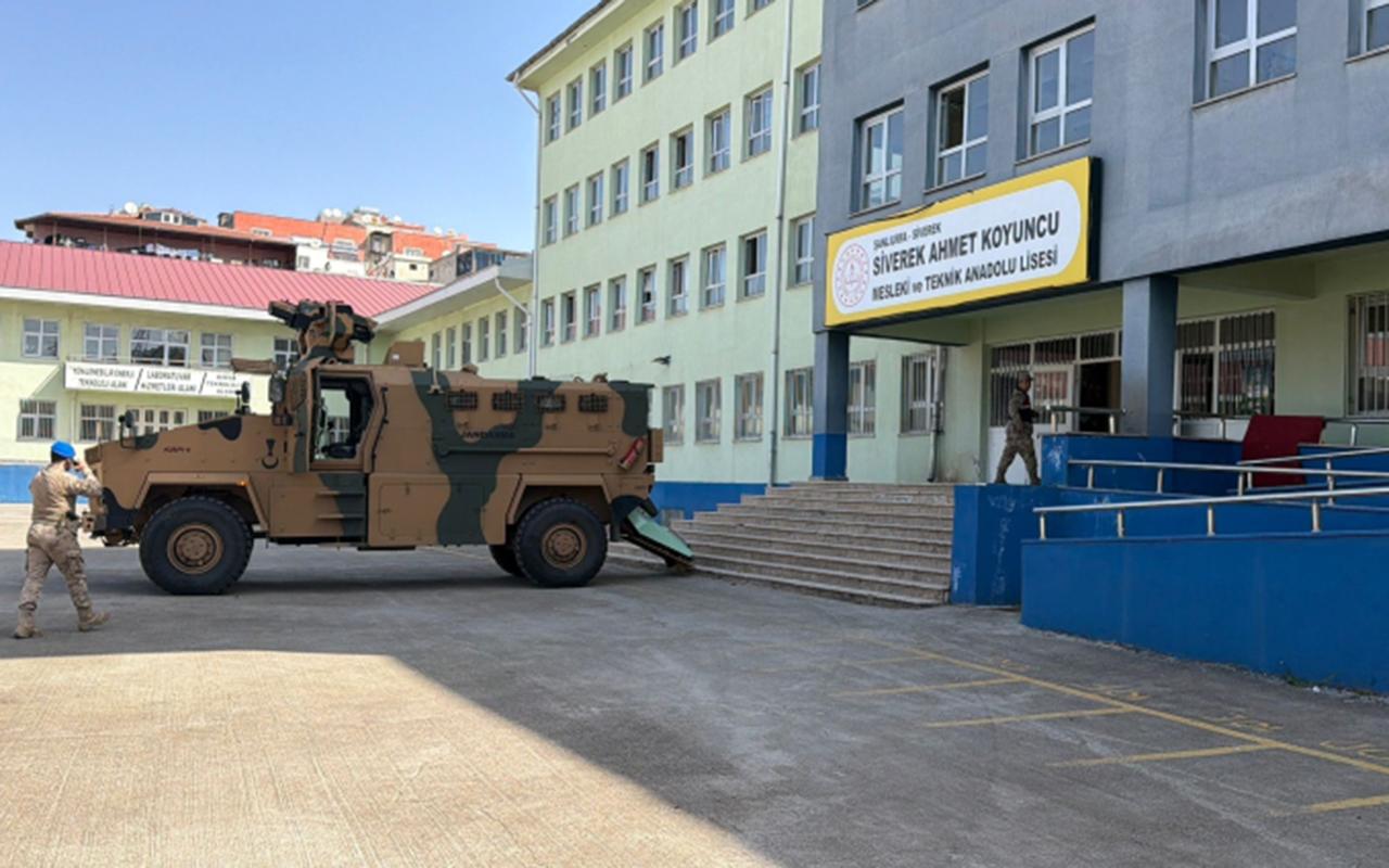 Türkiyədə məktəbli liseyə hücum edib- Şagirdləri girov götürdü