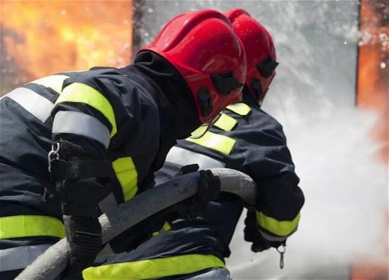 Bakının mərkəzində yanğın BAŞLAYIB