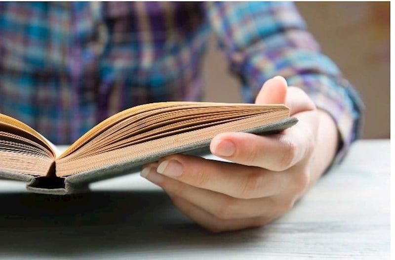 Kitab oxumaq beyni dəyişdirir – Alimlərdən diqqətçəkən açıqlama