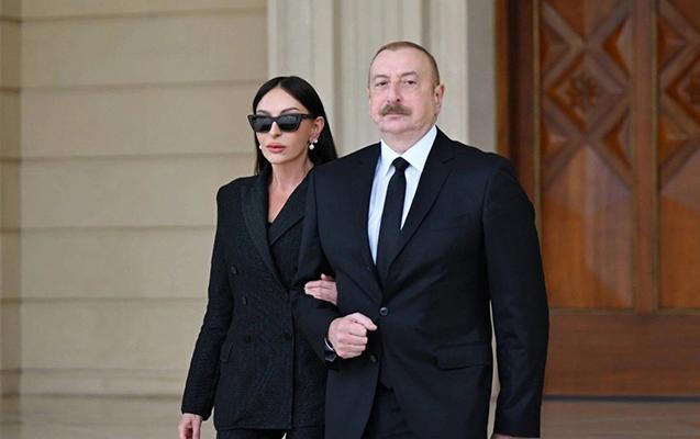 Prezidentlə xanımı Antalyada tədbirdə iştirak edir