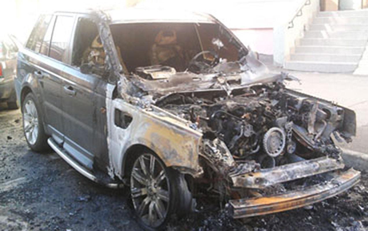 Kənar Dairəvi yolda "Land Rover" yandı