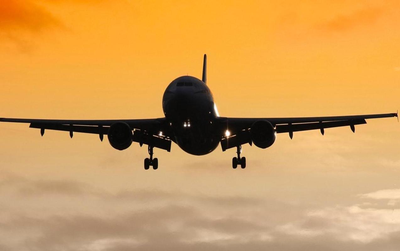 İran hava məkanını açır