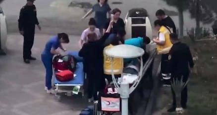 Bakıda ürəyi dayanan şəxsin həyatı belə xilas edildi – VİDEO