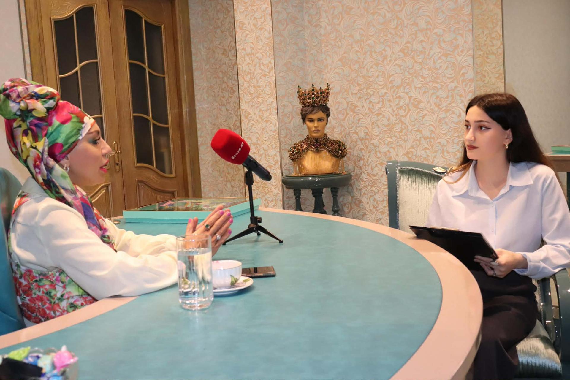 "Cennifer Lopez Aygün Kazımovanı təkrarlayıb" – Leyla Əhmədova ilə MÜSAHİBƏ