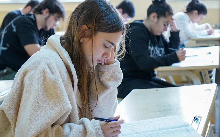 Həftə sonu 55 mindən çox şagird imtahan VERƏCƏK