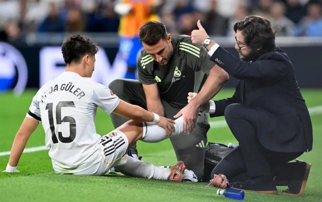 Arda Gülər ağır zədə aldı, mövsümü başa vurdu